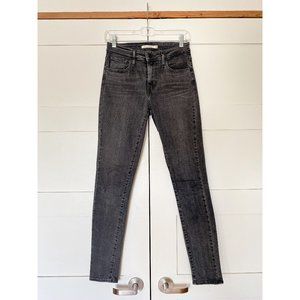 Levi's 721 High Rise Skinny Jeans